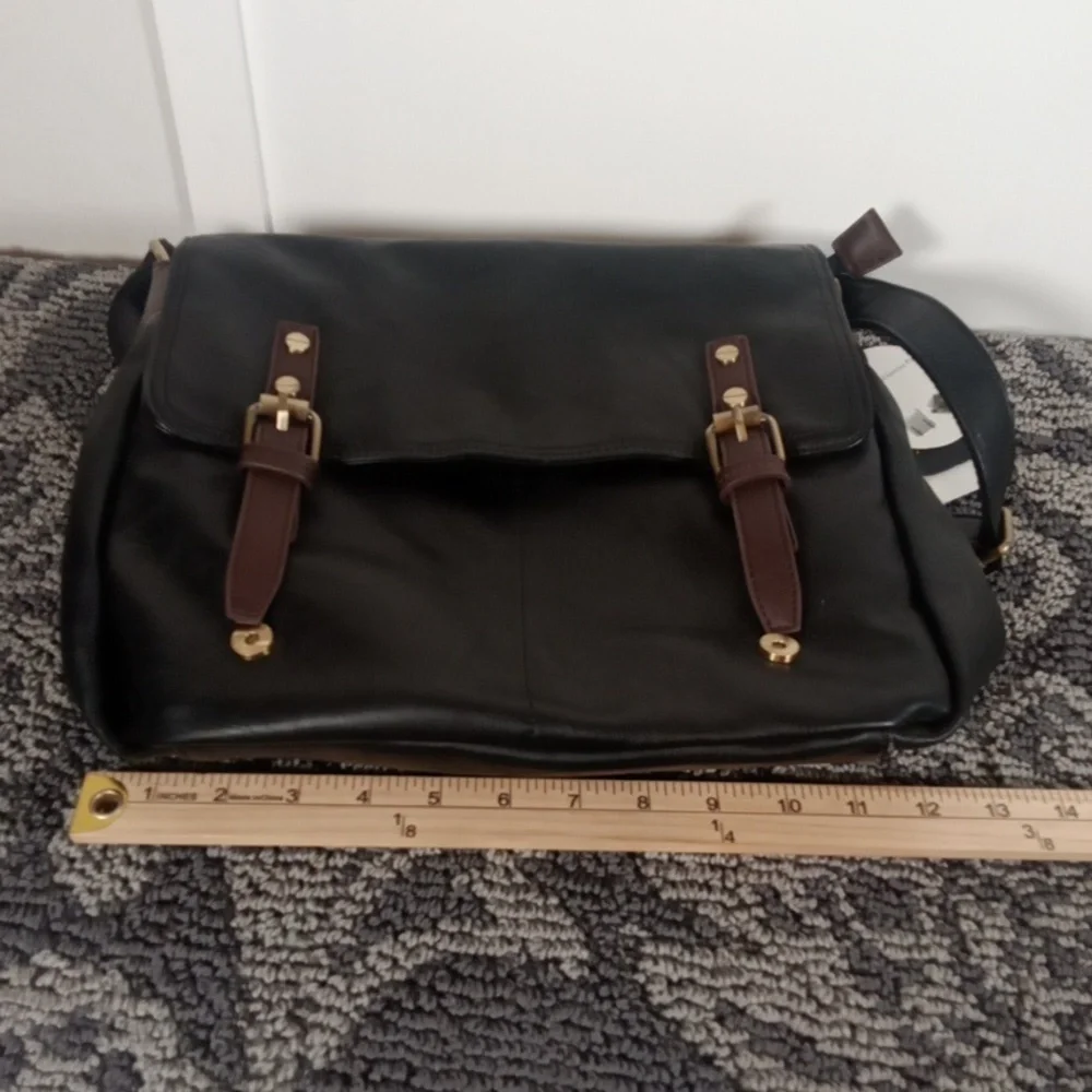 Republic Womens Vegan Leather Messanger Laptop Bag Womens